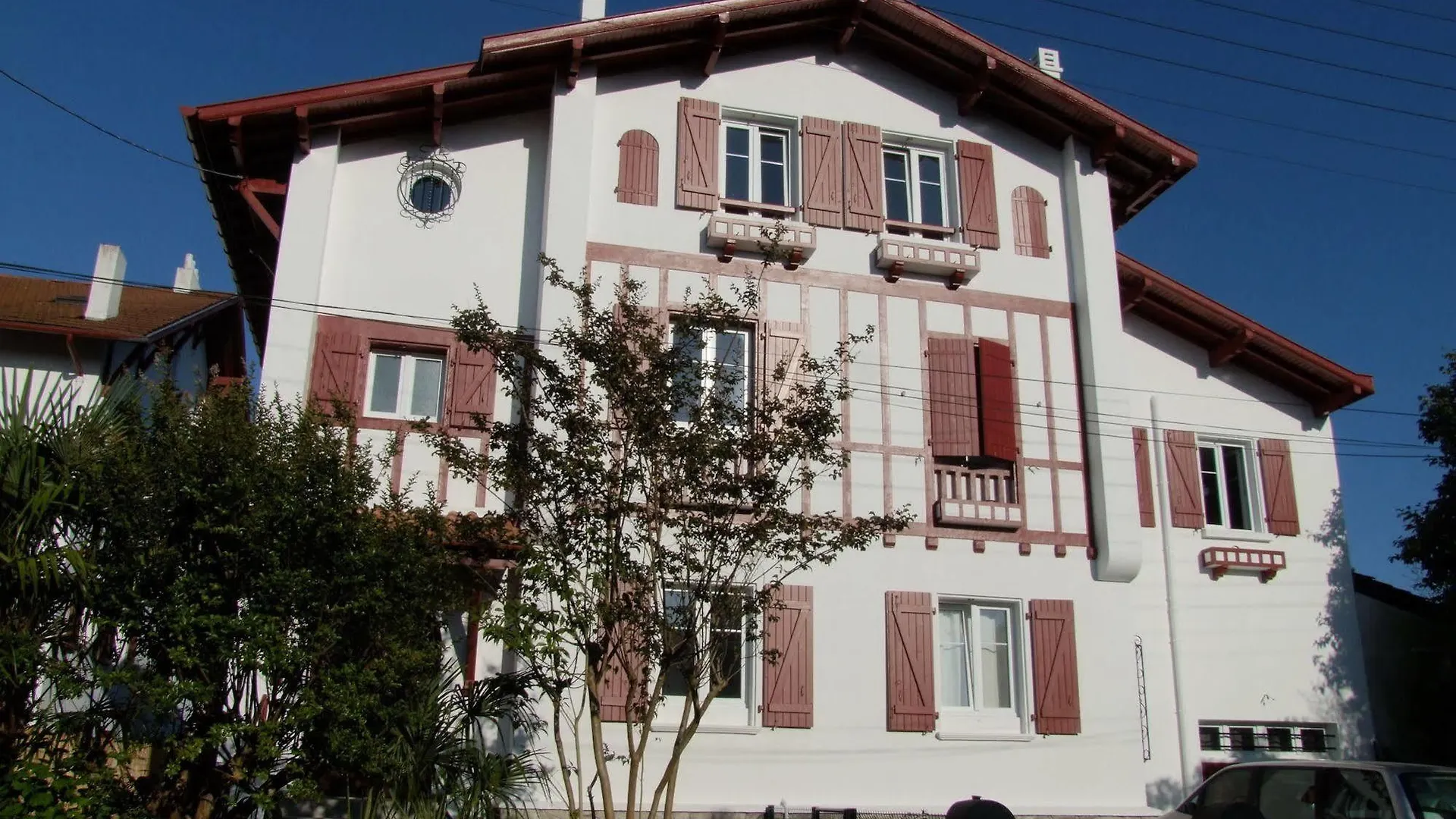 ***  Aux Arenes De Bayonne Bed & Breakfast France
